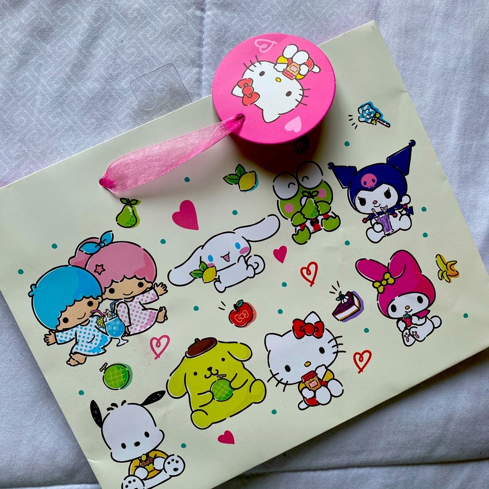 Hello Kitty Sanrio Gift bag
